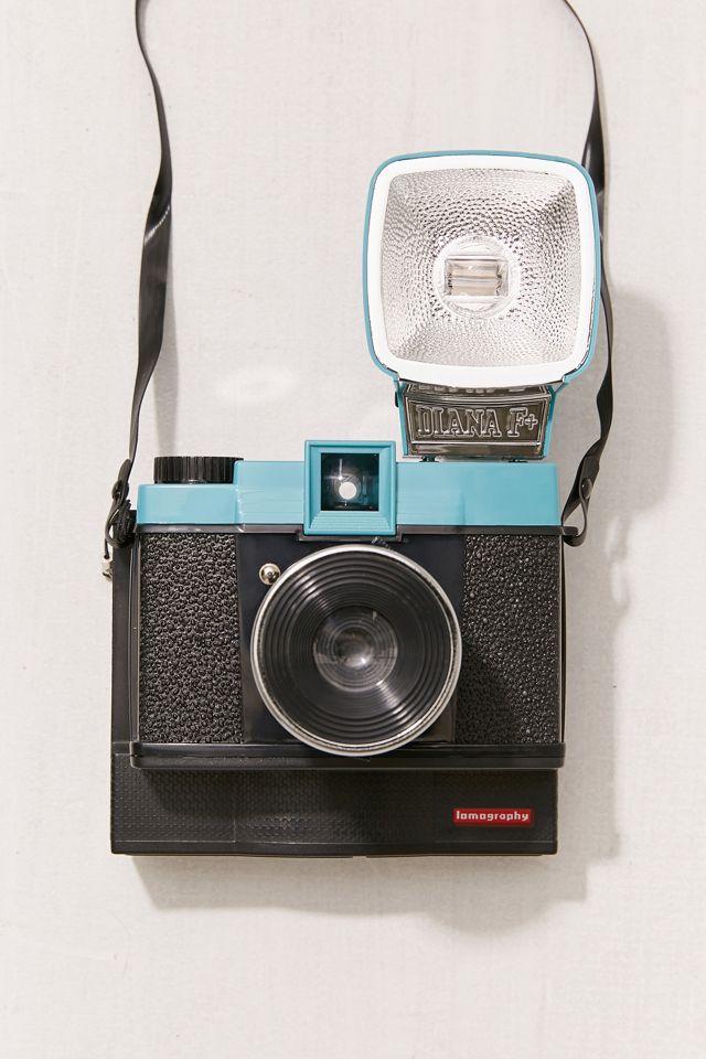 Lomography Diana F+ Cámara Instantánea | Urban Outfitters ES