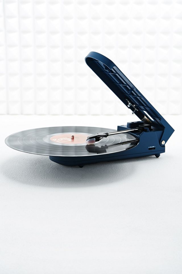 Crosley Revolution Portable Turntable in Navy Blue EU Plug | Urban