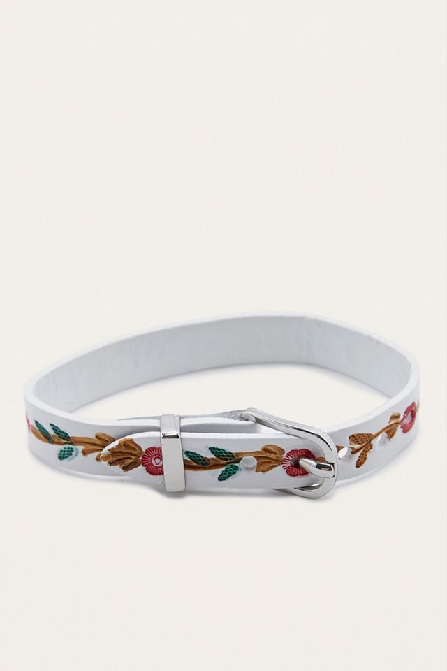 Bracelet en cuir à motif rose en relief et boucle #1