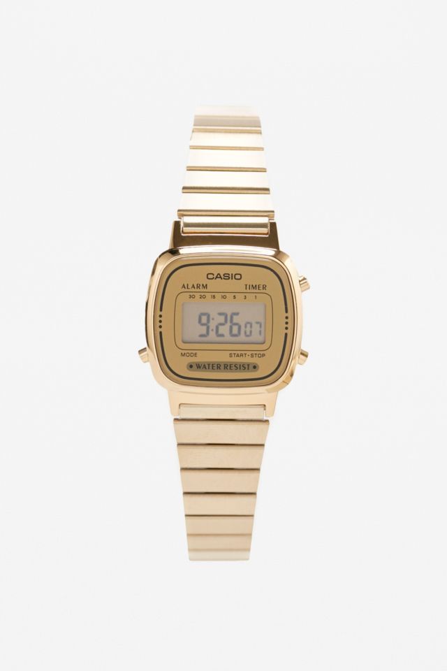 Casio – Mini-Vintage-Uhr LA670WEGA in Gold | Urban Outfitters DE