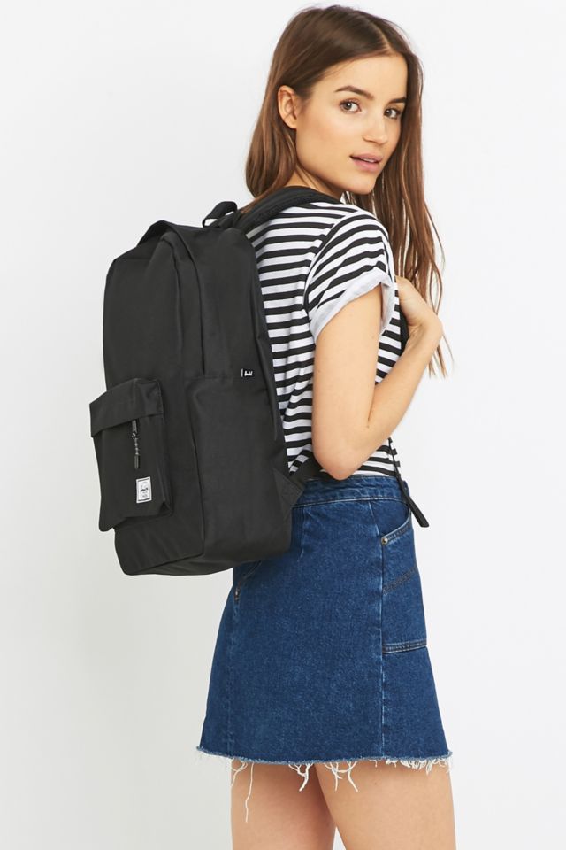 Herschel Supply Co. Classic 22L Black Backpack | Urban Outfitters UK