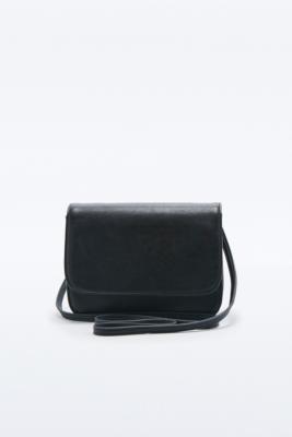 Urban outfitters cheap black crossbody bag