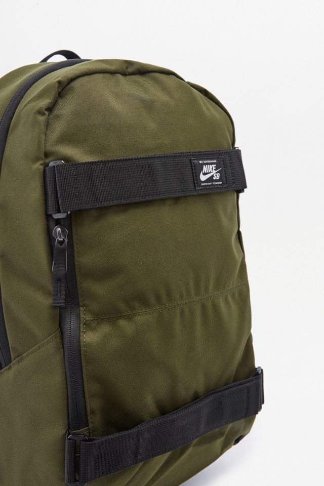 Nike Sac à dos SB RPM kaki Urban Outfitters FR