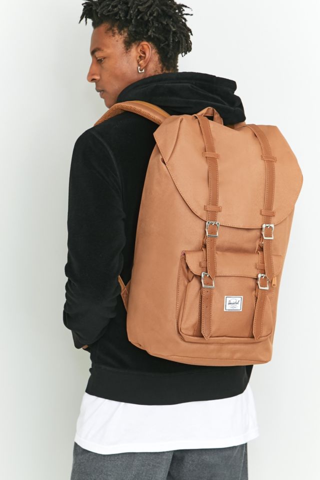 Herschel little america outlet caramel