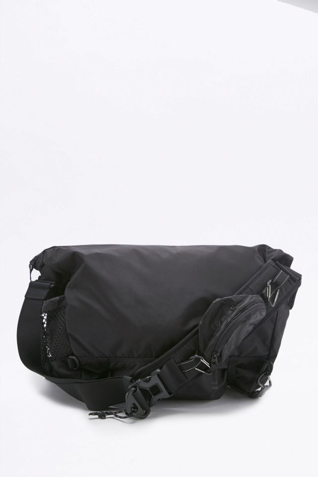 and wander 20L Black Messenger Bag #3